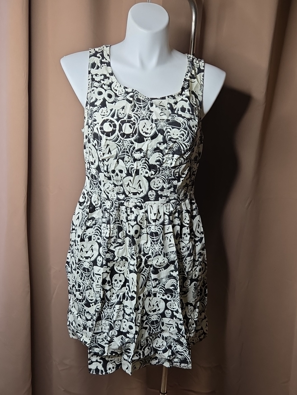 Folter Ceatures Of The Night Halloween Print Glow In The Dark Sleeveless Dress